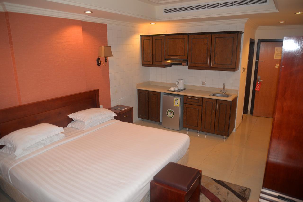 Al Fursan Hotel 吉达 外观 照片